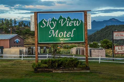 history of motels.